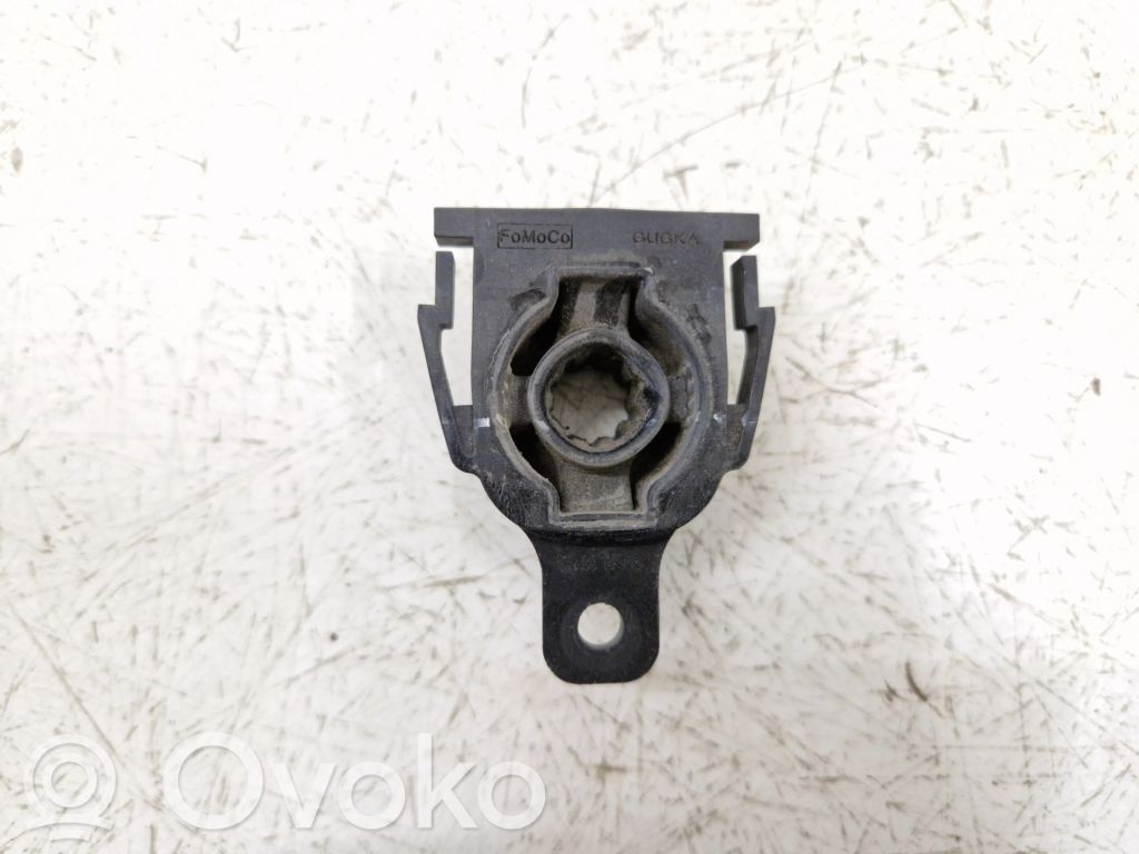 Ford Explorer VI Radiator mount bracket 