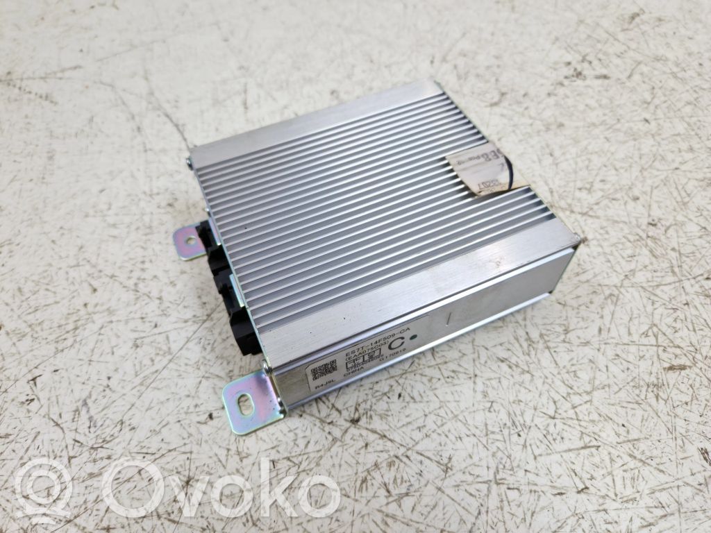 Ford Mondeo MK V Wzmacniacz audio 