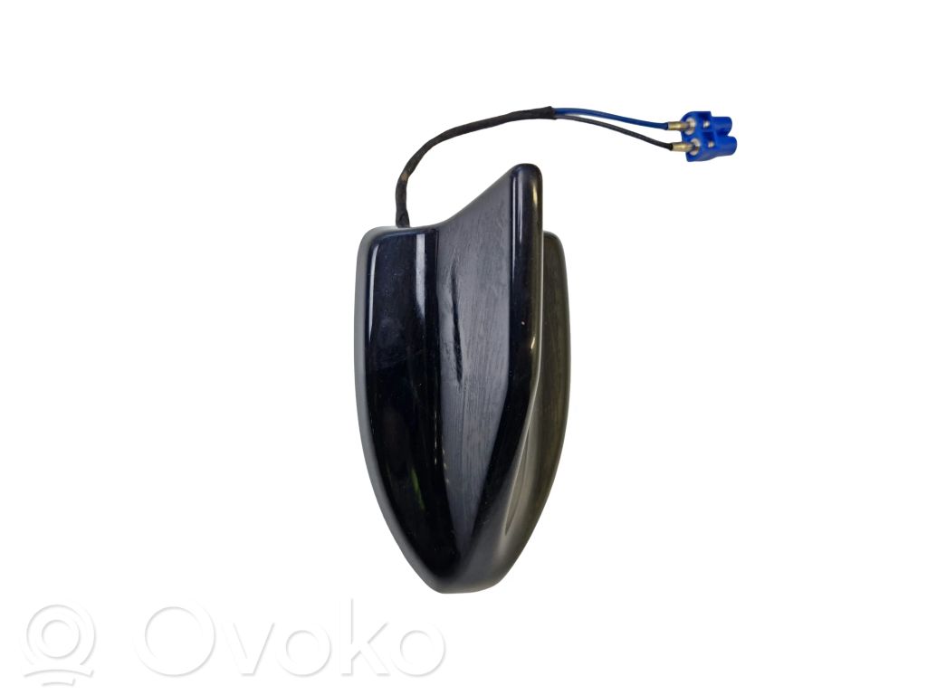 Ford Escape IV GPS-pystyantenni 