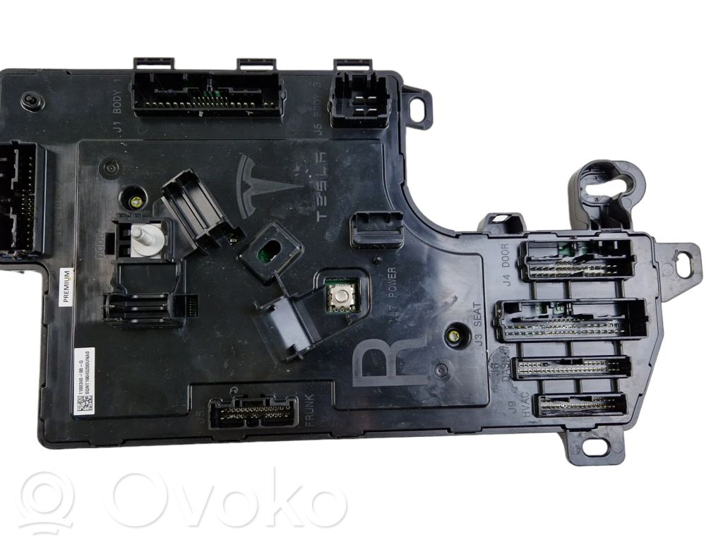 Tesla Model 3 Kėbulo modulis 
