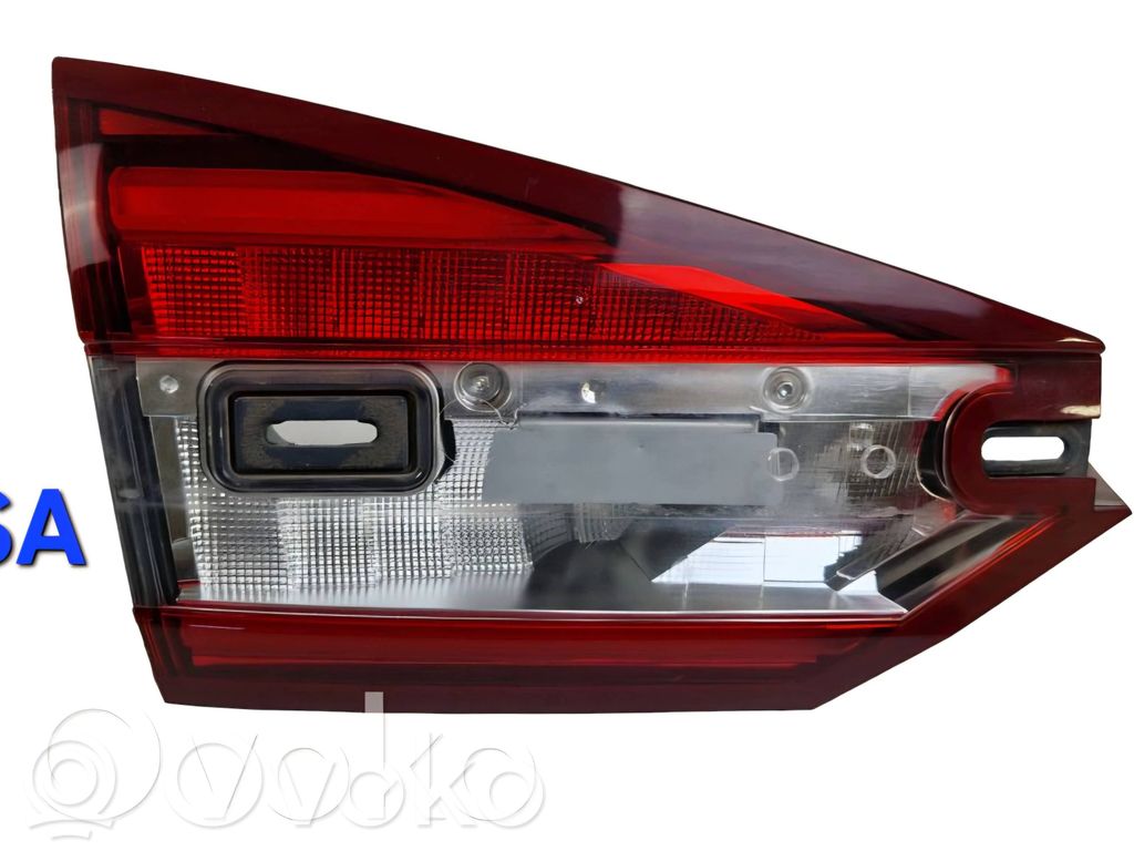 Ford Fusion II Lampy tylnej klapy bagażnika 