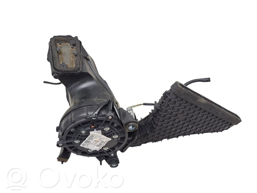 Ford C-MAX II Wentylator baterii pojazdu hybrydowego / elektrycznego 