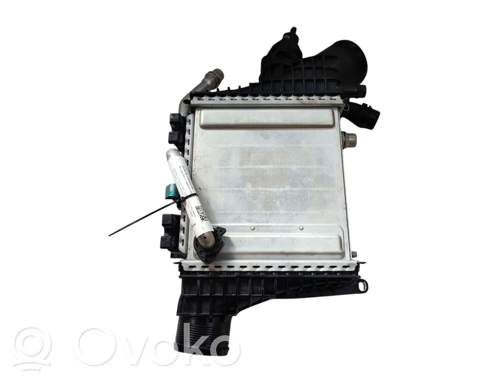 Mercedes-Benz C W205 Chłodnica powietrza doładowującego / Intercooler 