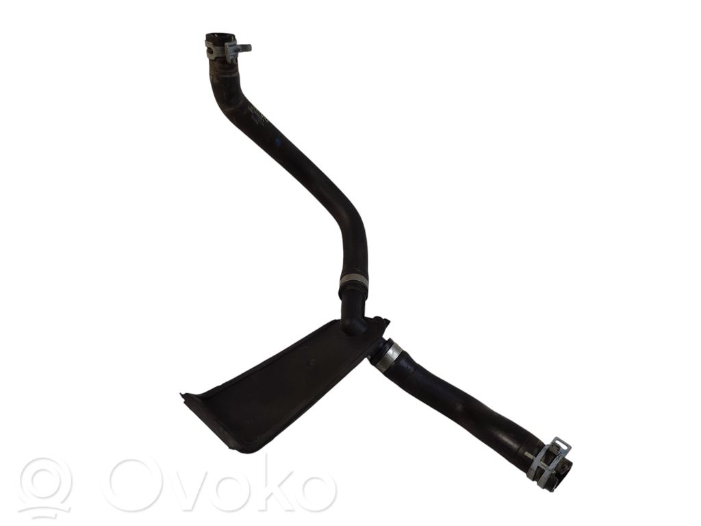 Volvo XC90 Engine coolant pipe/hose 