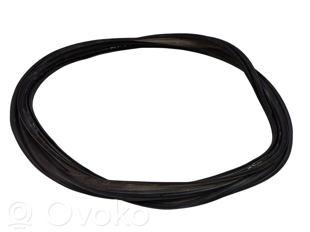 Volvo XC90 Trunk rubber seal (body) 
