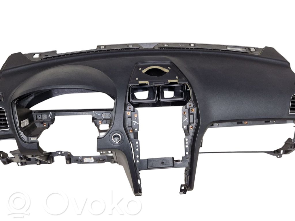 Dashboard   FB537804304,FB537804304ER3ZHE,HGC55716,0820655,1802404X8B
