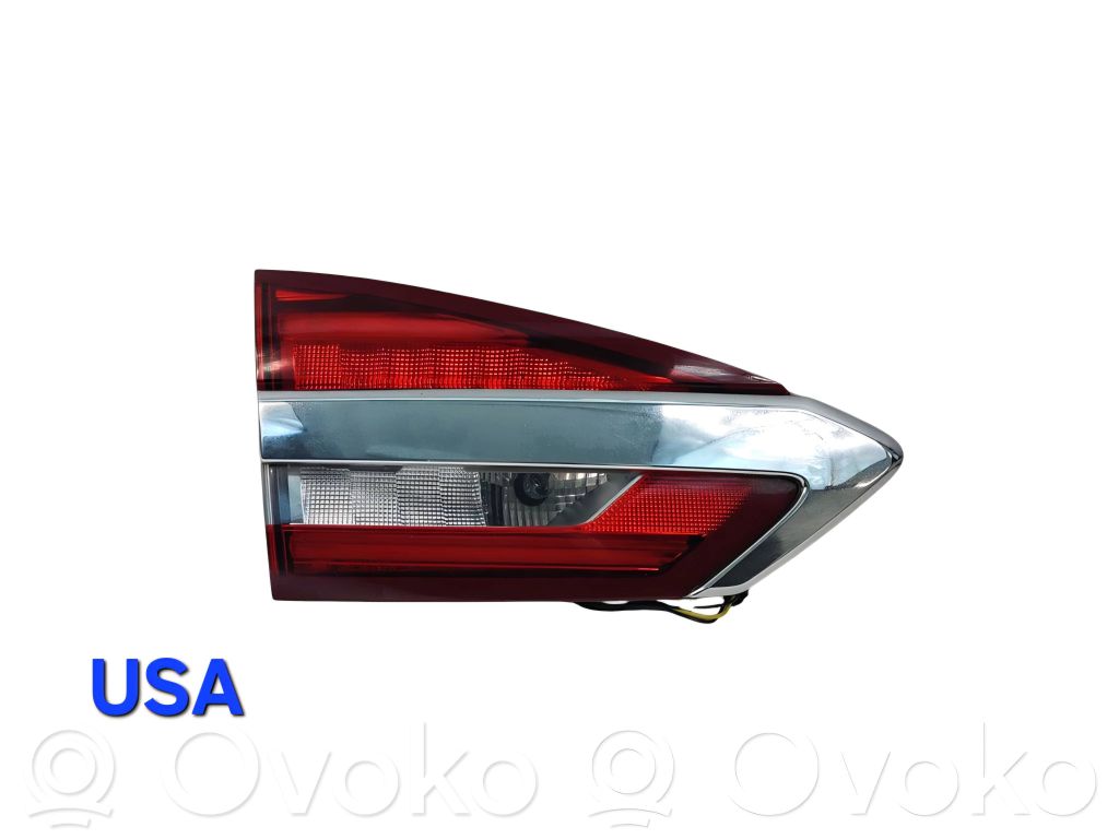 Ford Fusion II Lampy tylnej klapy bagażnika 