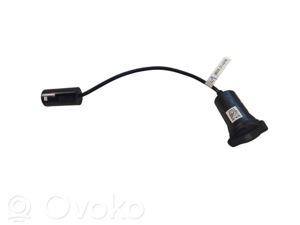 Dodge RAM USB jungtis 