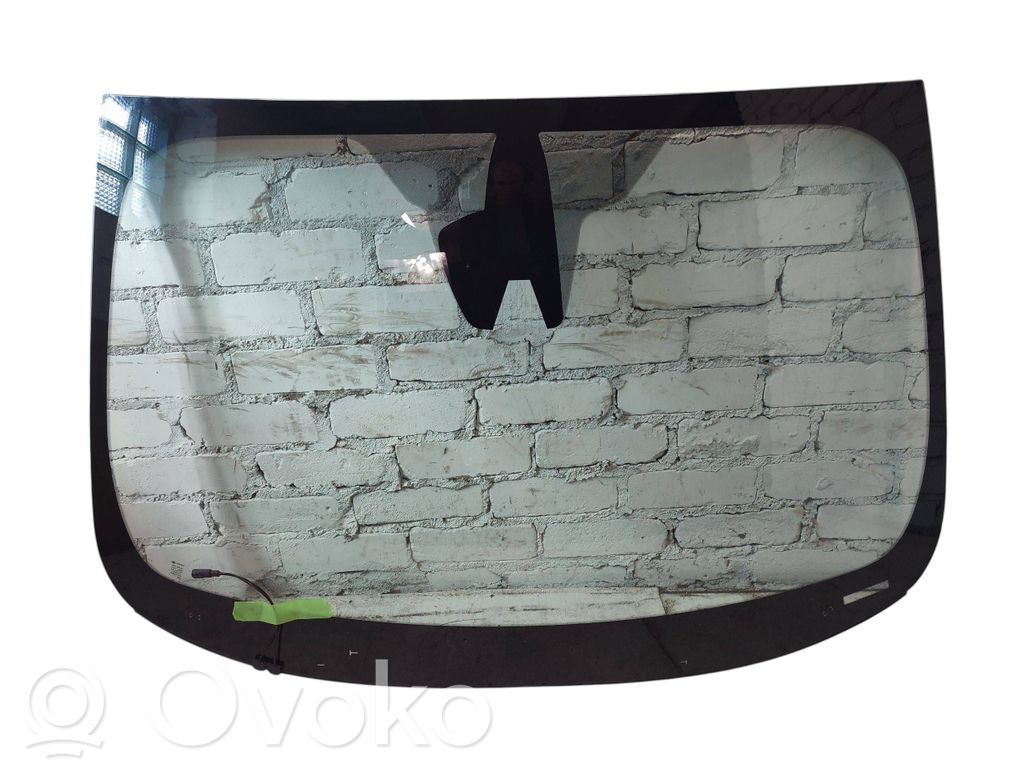 Front windscreen/windshield window   DOT456,AS1,M848,DW02260