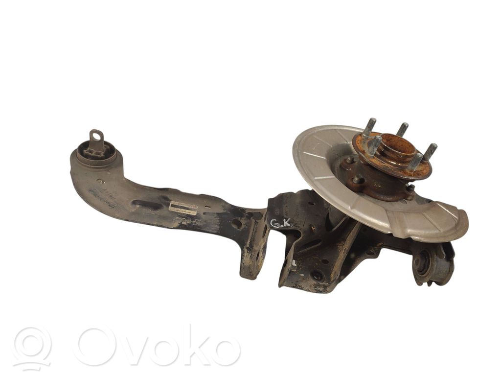 Ford Escape IV Aizmugurē riteņa rumbas vārpstas šarnīrs (stupica, capfa) 