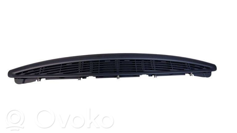 BMW 5 G30 G31 G38 Grilă ventilație centrală 