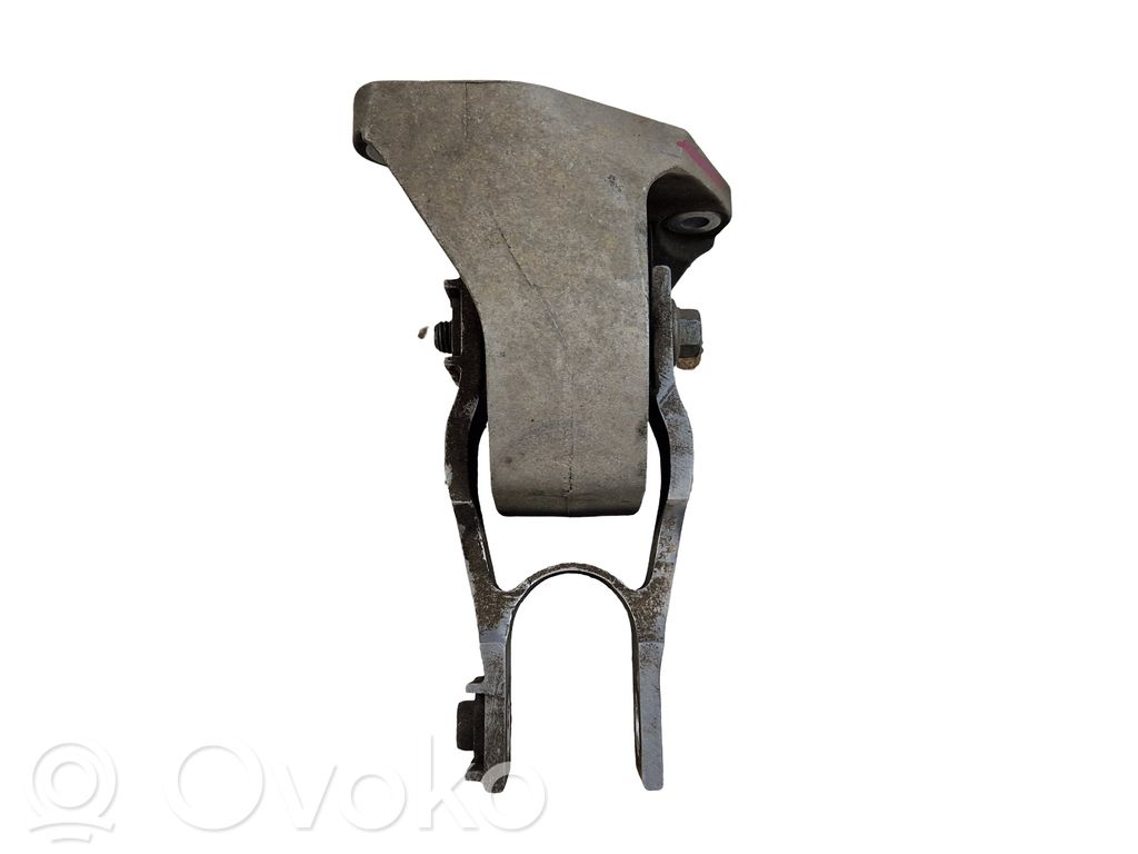 Engine mount bracket   32139982,BQ8RA,31686814,31430510,31480564,31480565,EY8BA