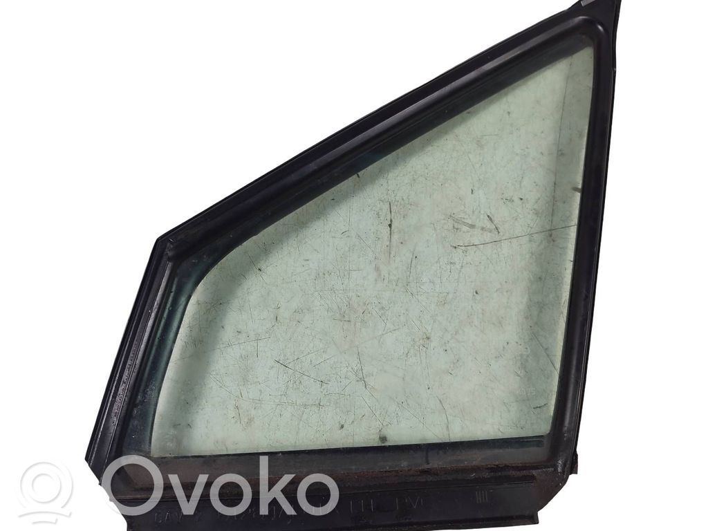 Subaru Outback (BS) Ventanilla de ventilación de la puerta delantera cuatro puertas 