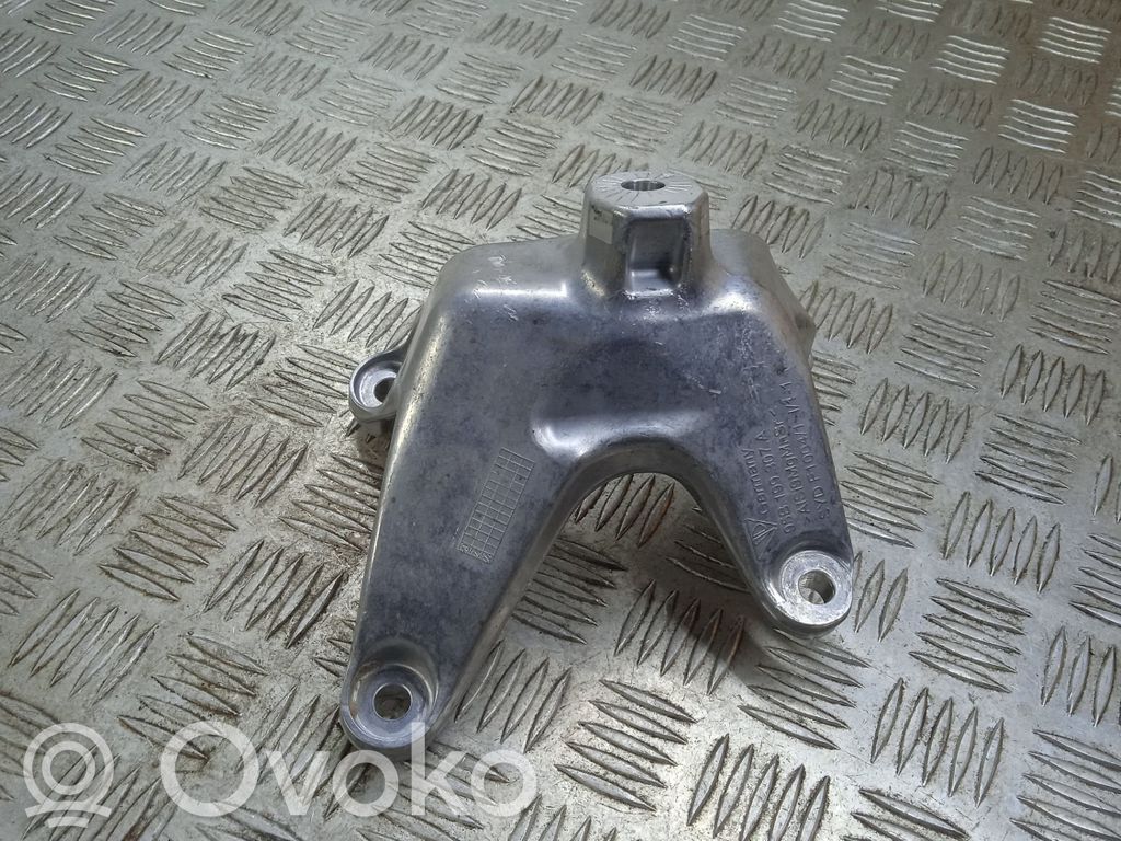 Porsche Macan (95B) Engine mounting bracket 