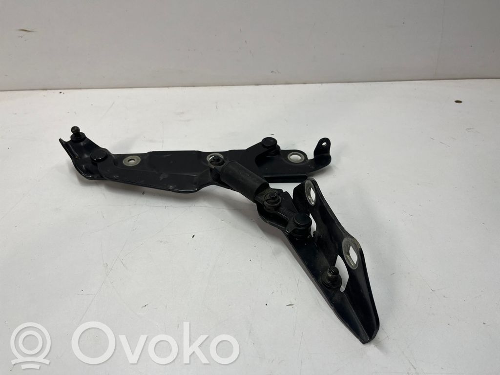 Jaguar XF Tailgate/trunk/boot hinge 
