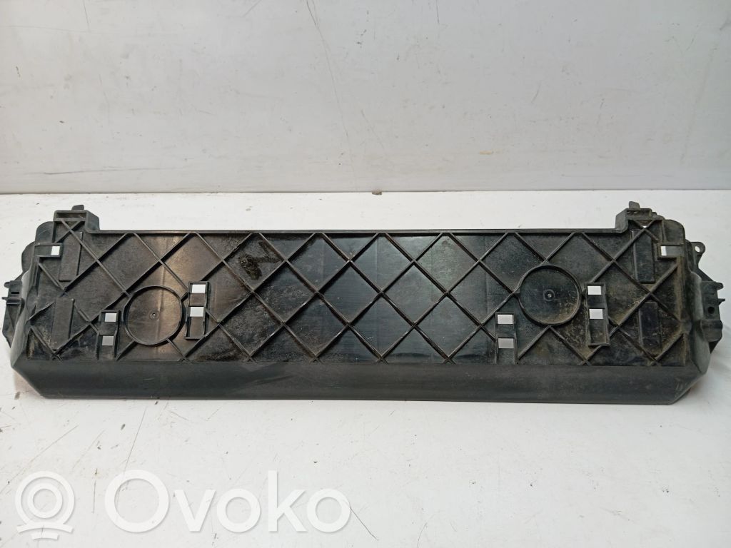 Radiator mount bracket   S2431002