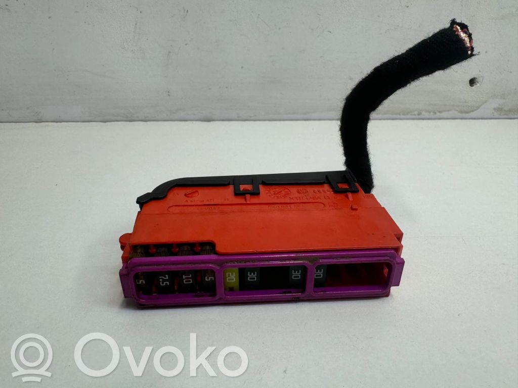Módulo de fusible   8K0941824E