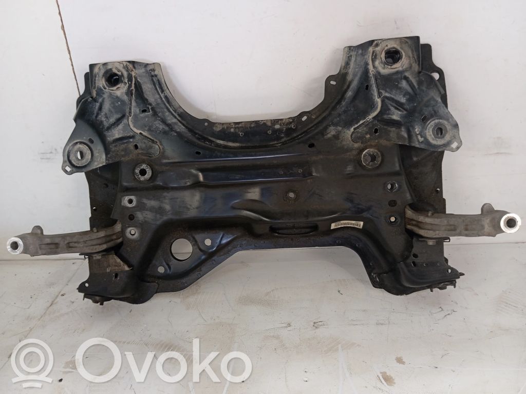 Peugeot 5008 II Front subframe 