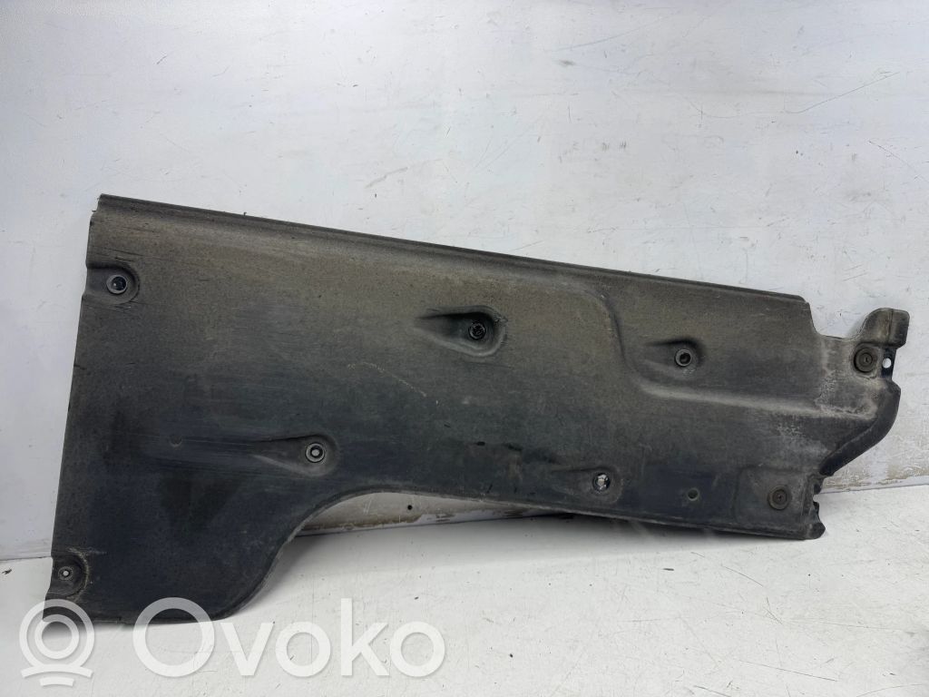 Protección inferior lateral   84145J5000