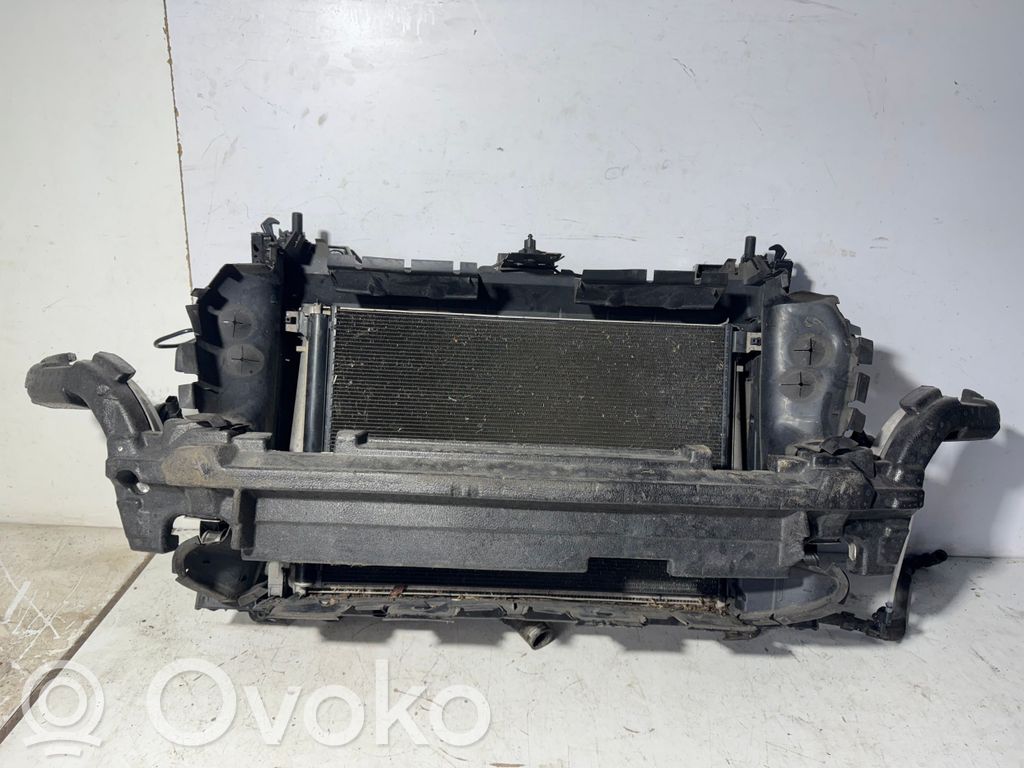 Audi Q7 4M Pannello di supporto del radiatore 