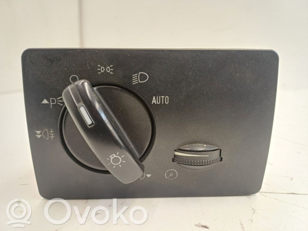 Ford Focus Light switch 