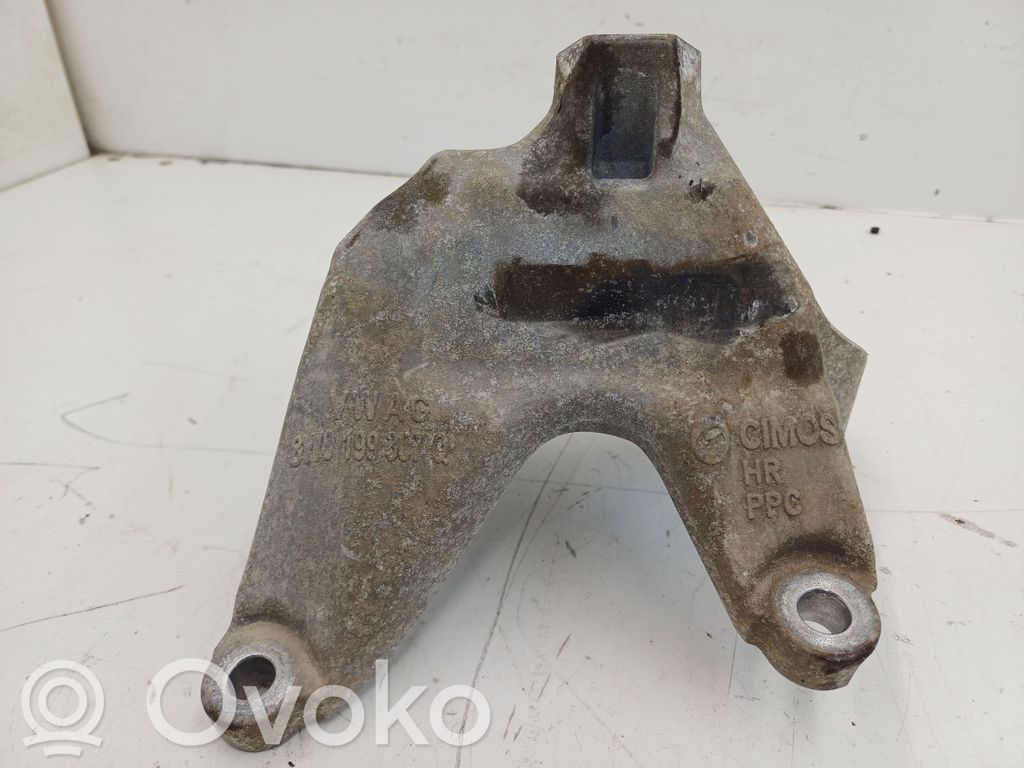 Audi TT TTS RS Mk3 8S Engine mounting bracket 
