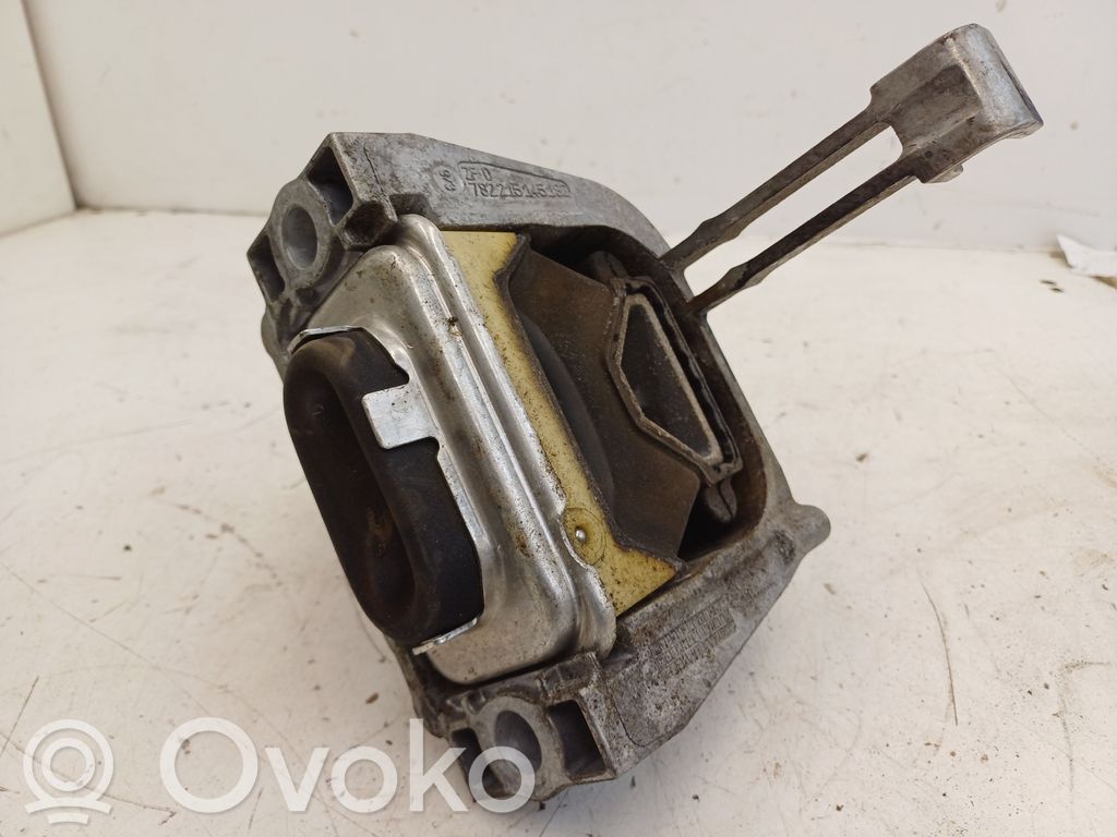 Engine mount bracket   782215145182