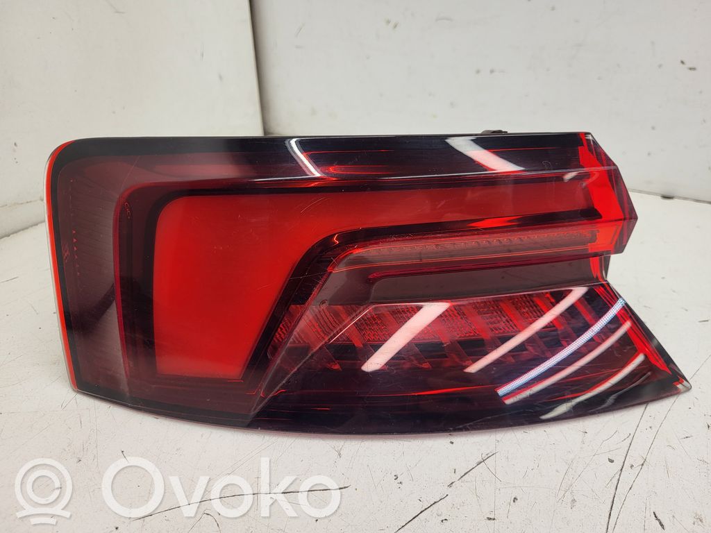 Audi S5 F5 Rear/tail lights 