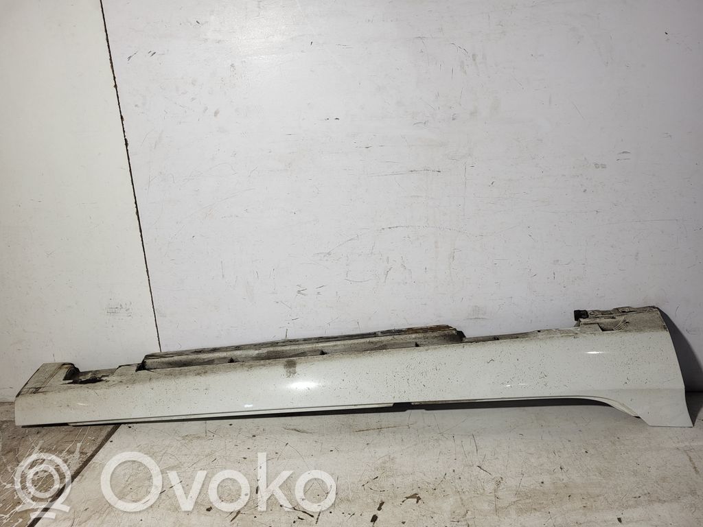 Volvo V40 Sill 