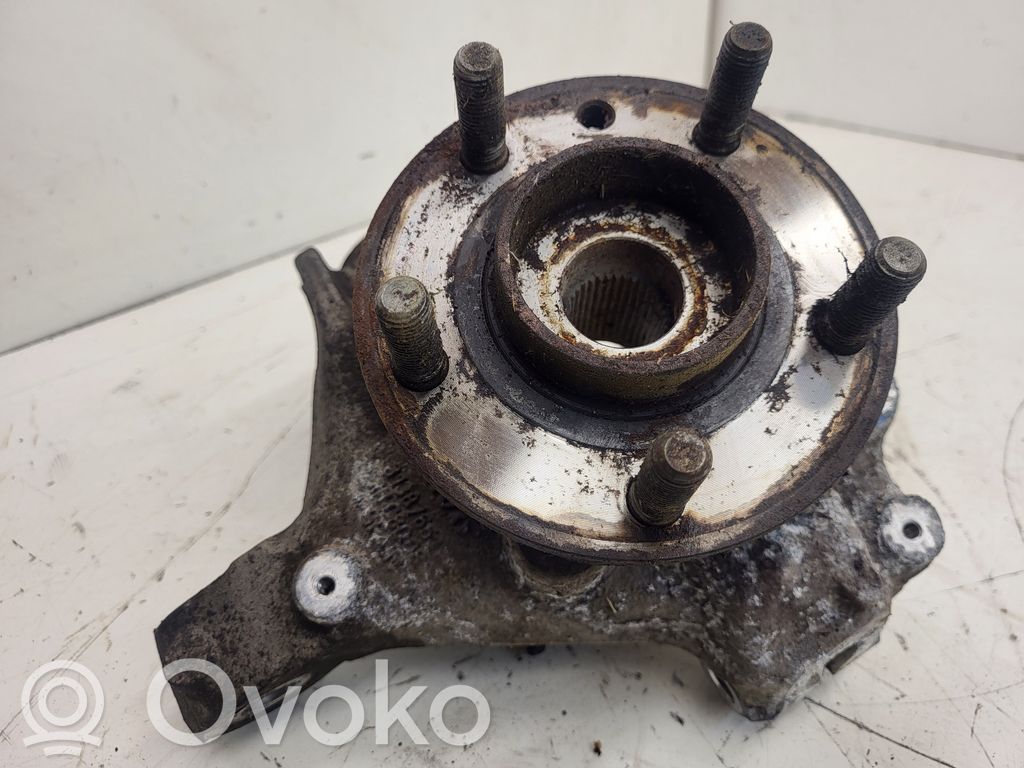 Volvo V40 Front wheel hub 