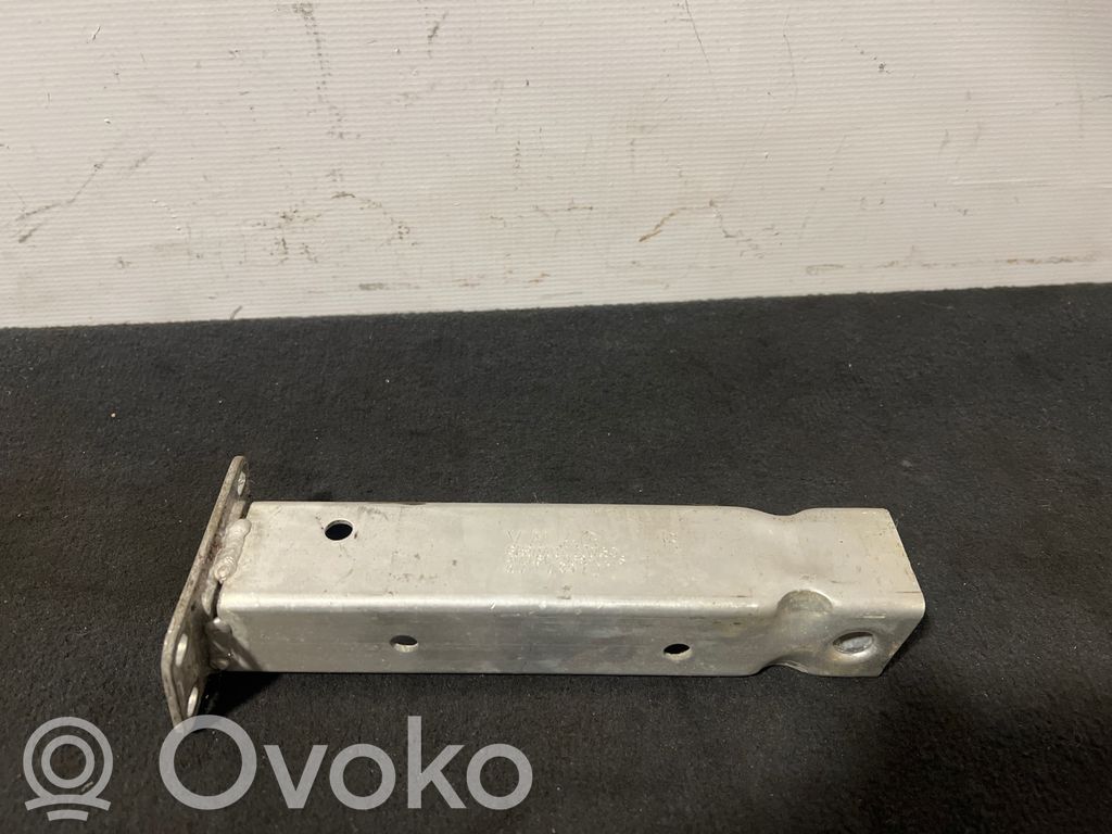 Radiator support slam panel bracket   4M0802038A