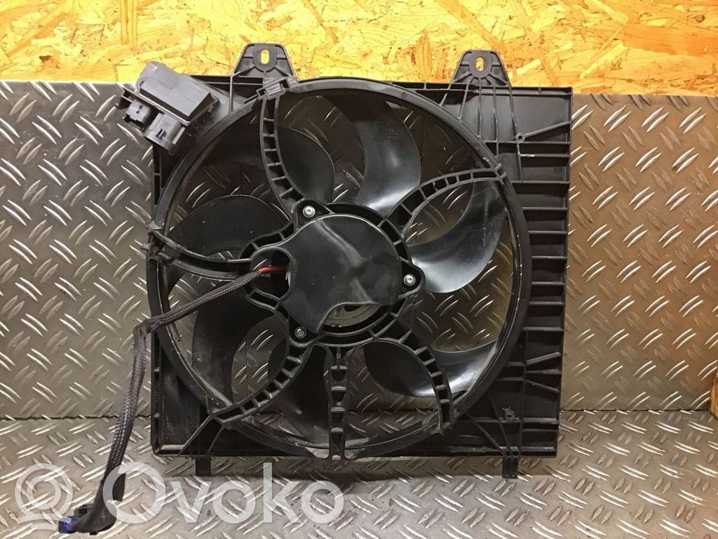 Opel Corsa F Elektryczny wentylator chłodnicy 