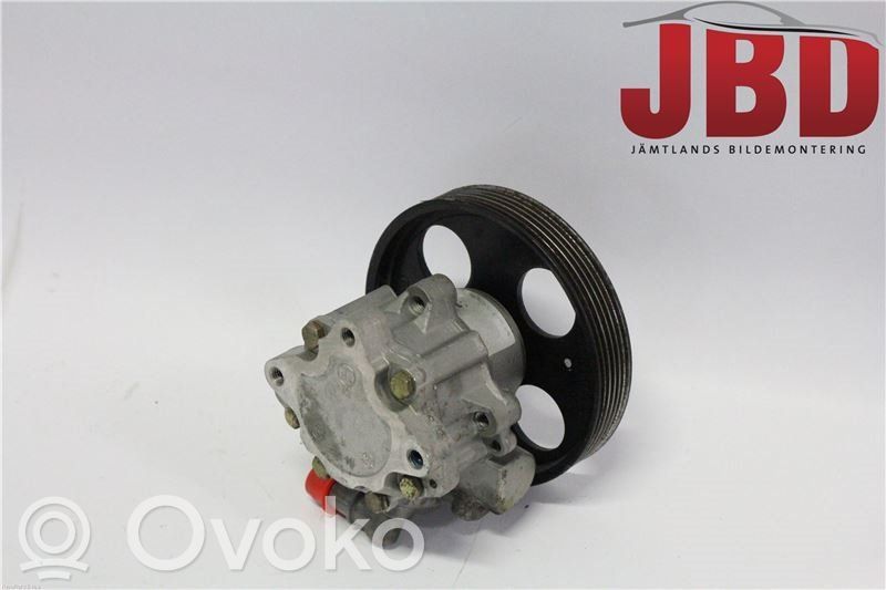 Peugeot 406 Ohjaustehostimen pumppu 