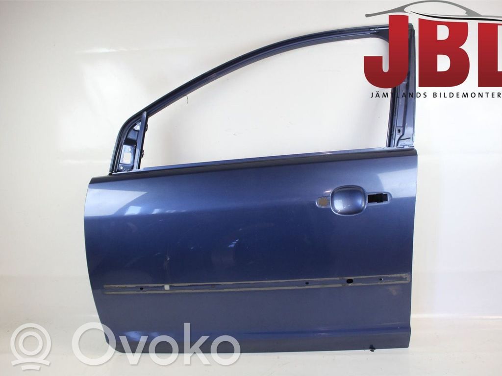 Etuovi   1505704
