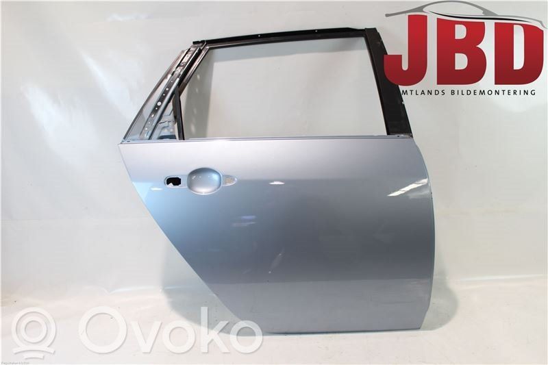 Nissan Primera Puerta trasera 