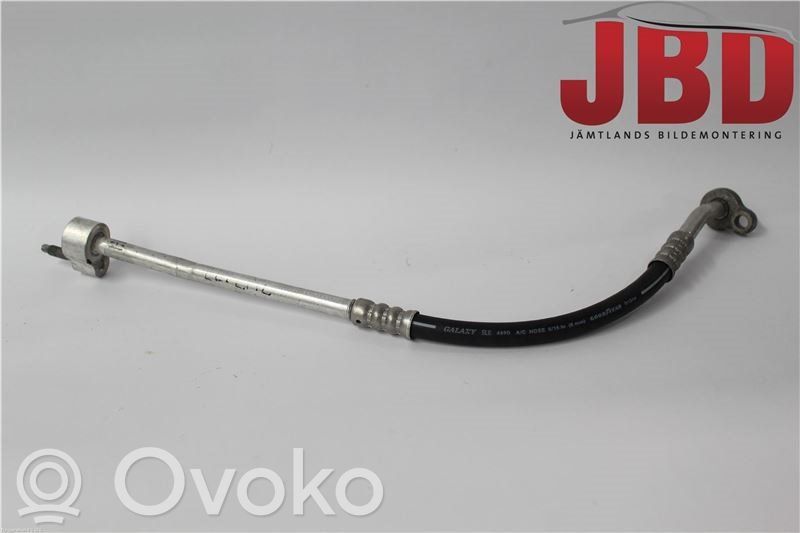 Ford Focus Ilmastointilaitteen putki (A/C) 