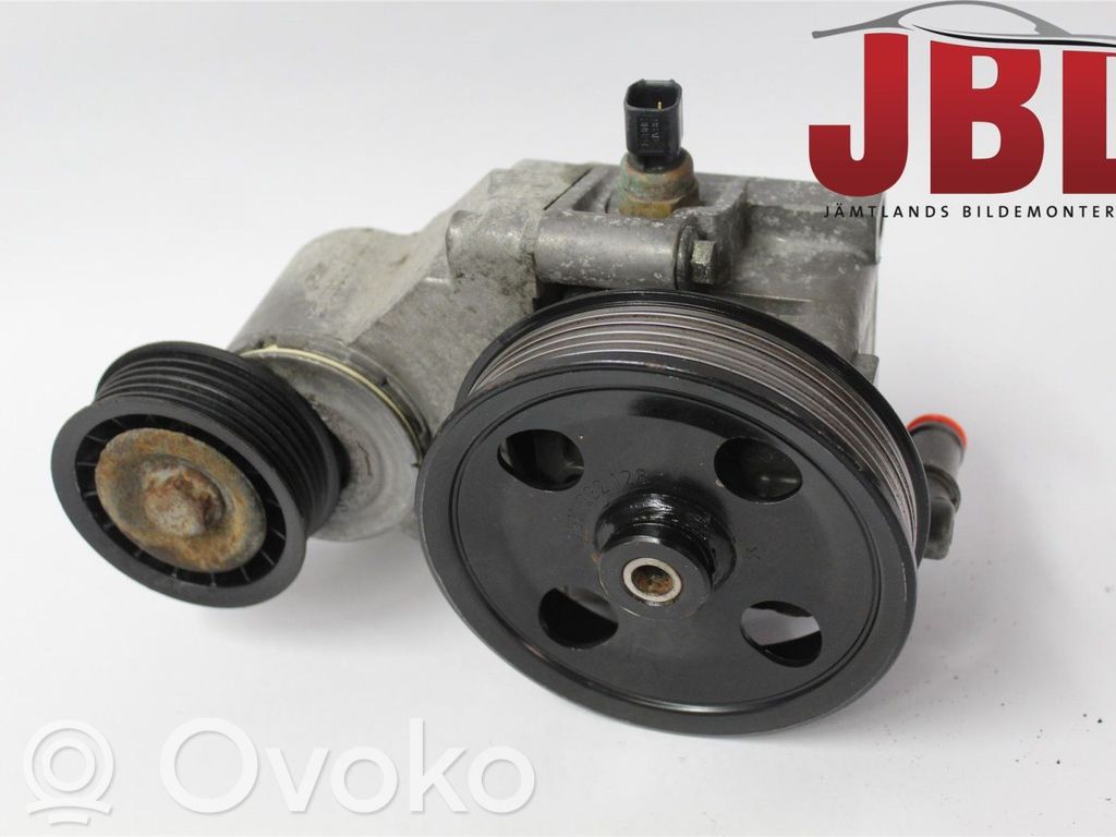 Power steering pump   1467620