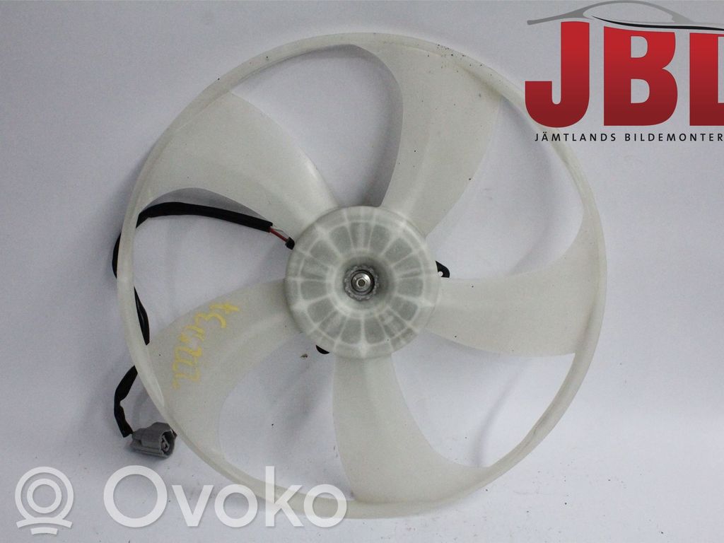 Toyota Auris 150 Elektryczny wentylator chłodnicy 