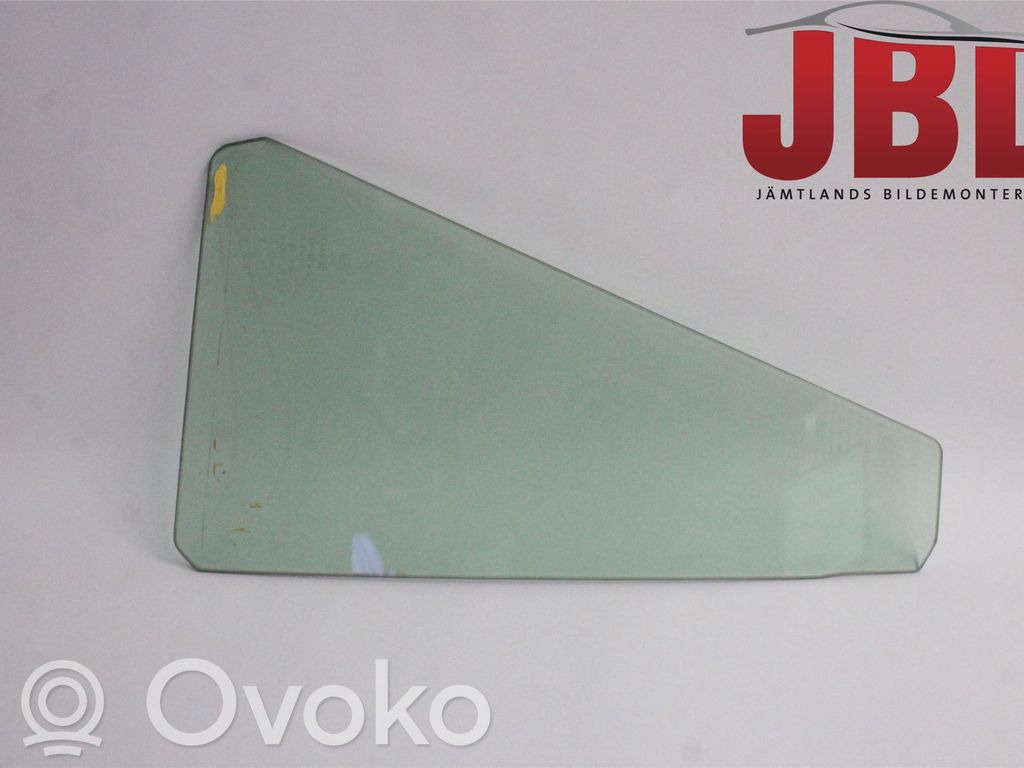 Ventanilla de ventilación de la puerta trasera   62012AJ300