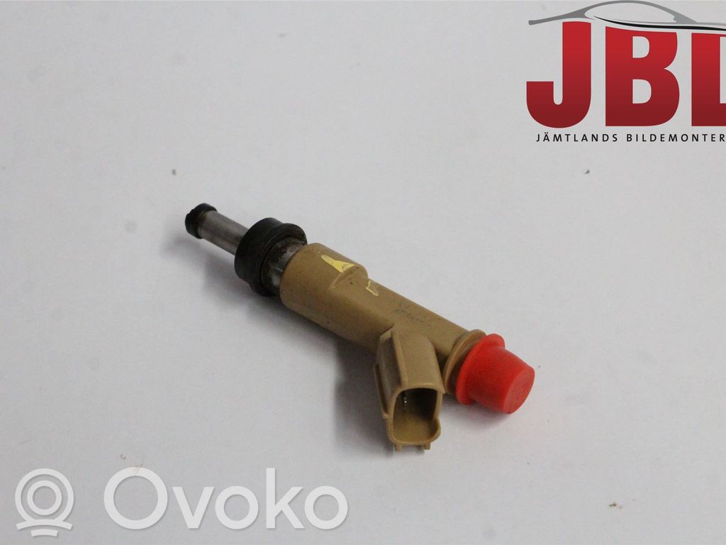 Toyota RAV 4 (XA40) Inyector de combustible 