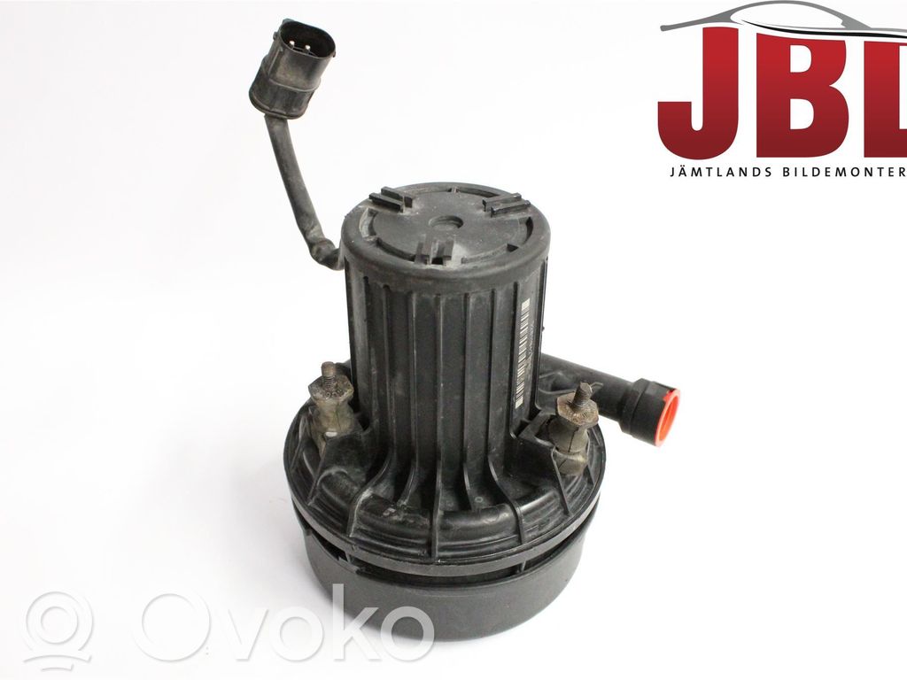 Secondary air pump   11727527598