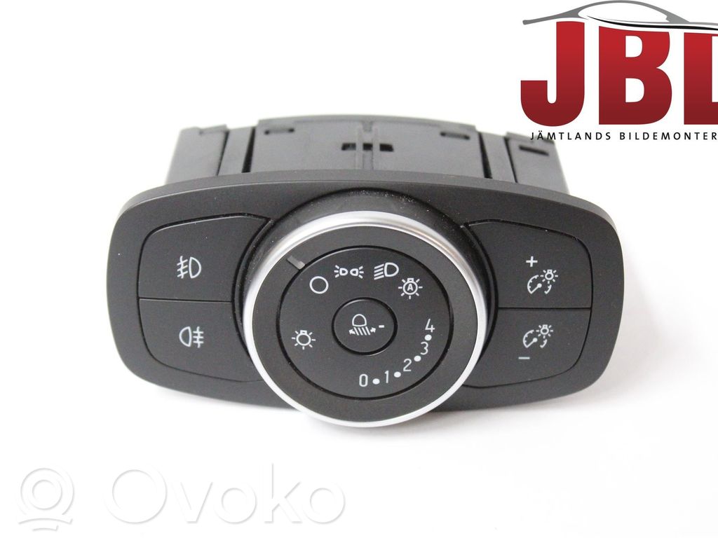 Lukturu slēdzis   2431572