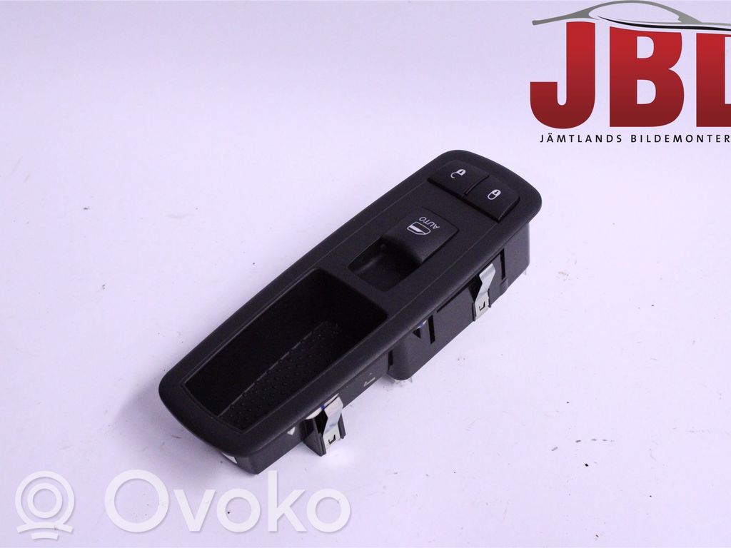 Jeep Grand Cherokee Electric window control switch 