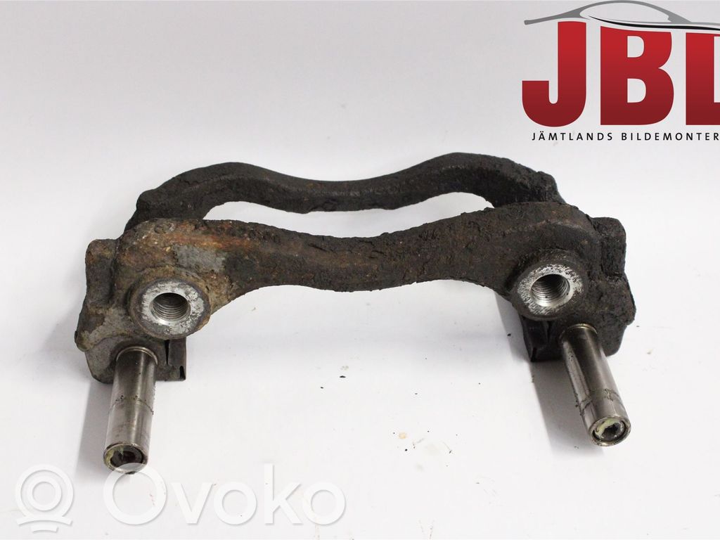 Peugeot Boxer Etujarrun jarrusatulan kannatin 