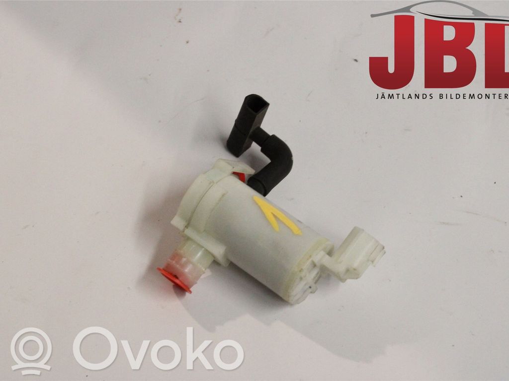 Subaru XV I Windscreen/windshield washer pump 