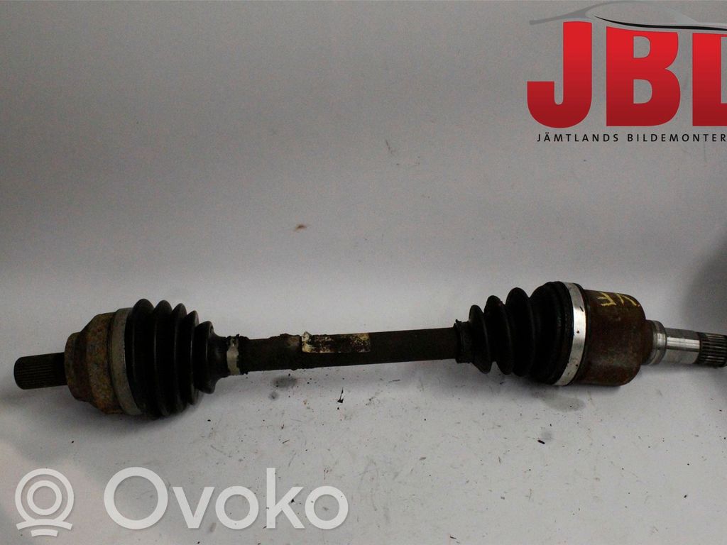 Volvo V50 Priekinis pusašis 