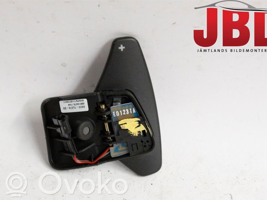 Manetki / Pokrętła / Łopatki zmiany biegów   C2Z4185,8X237L074BA,8X237L074BA