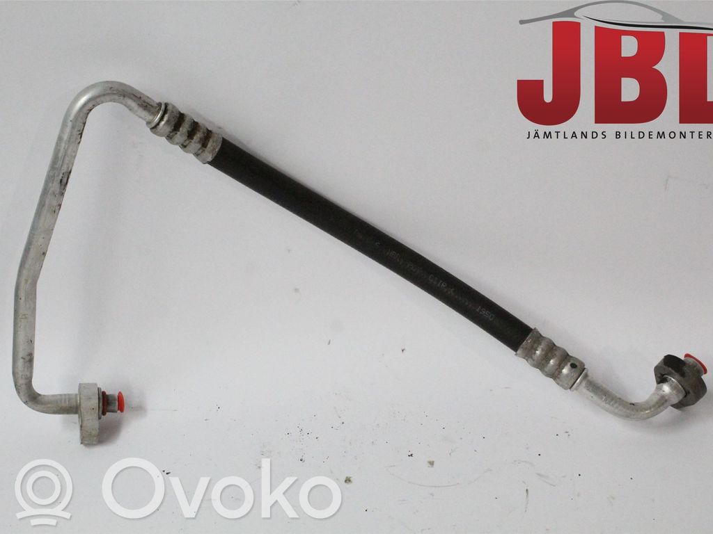 Ford Focus Ilmastointilaitteen putki (A/C) 