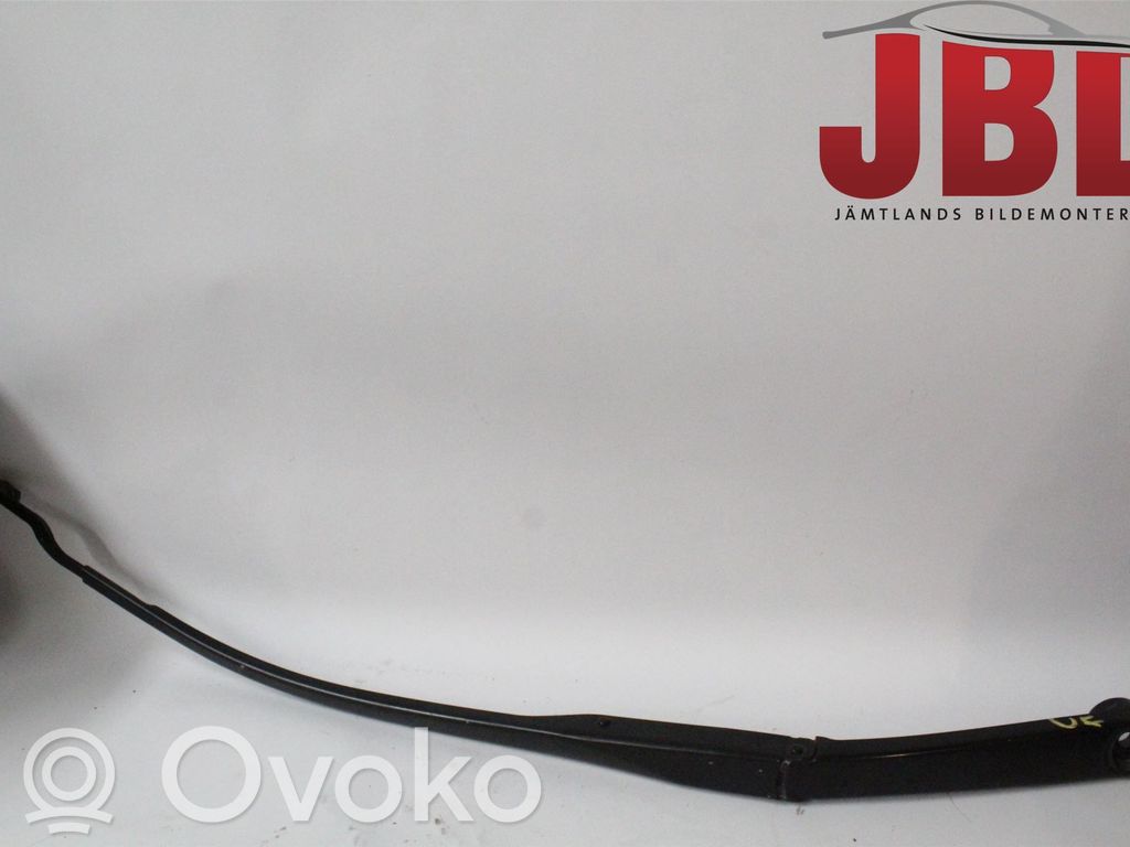 Brazo del limpiaparabrisas delantero   98320A2000