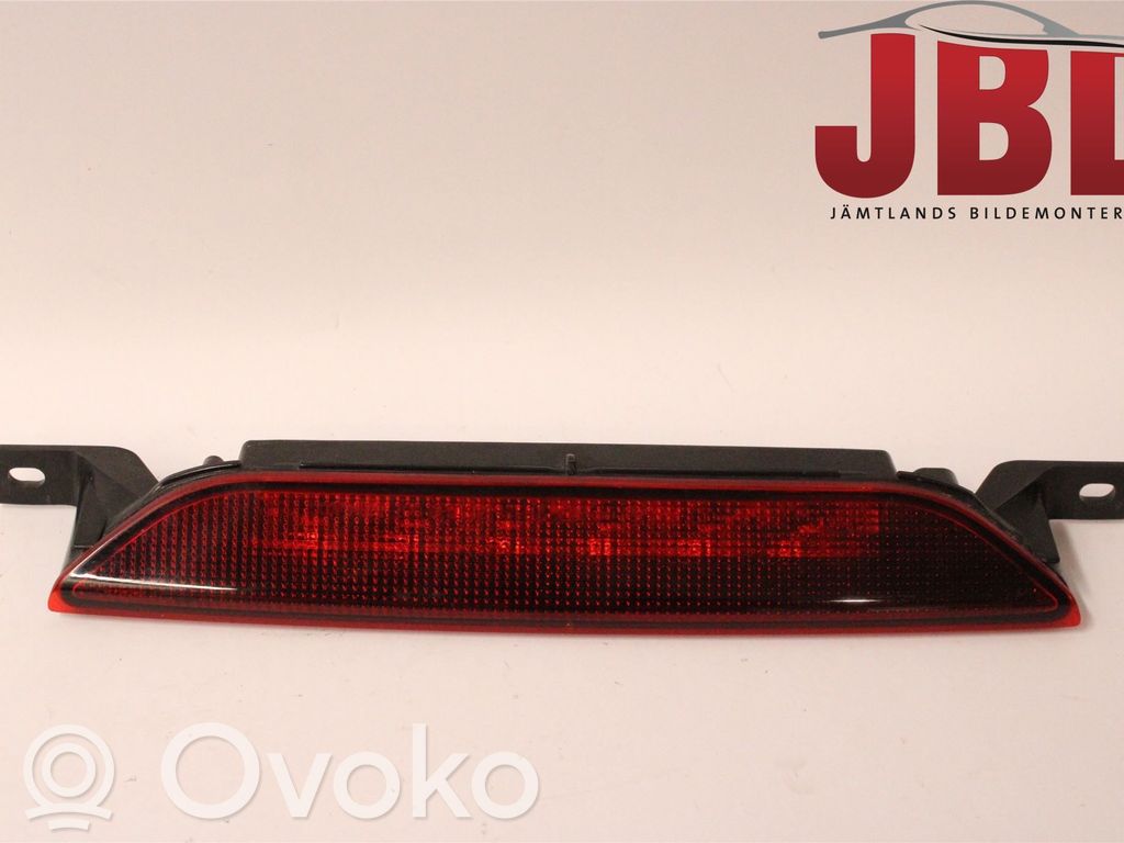 Jeep Grand Cherokee Third/center stoplight 